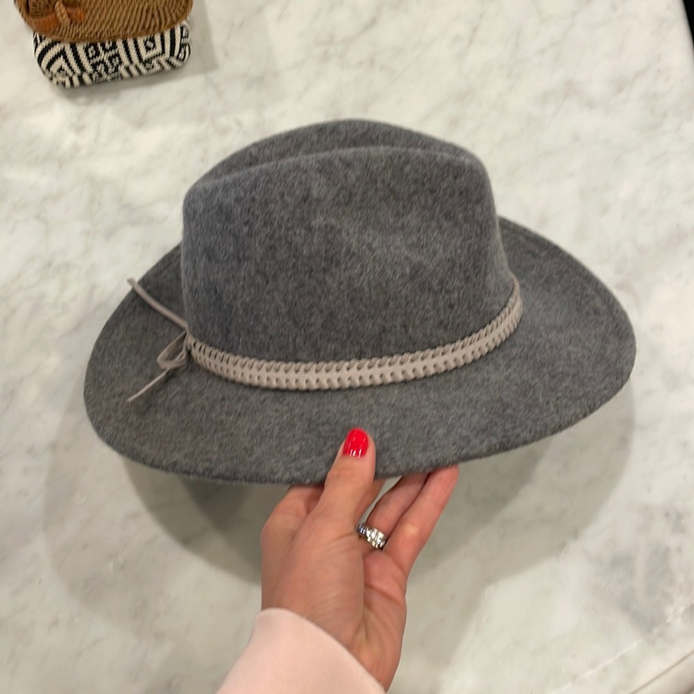 Felt hat